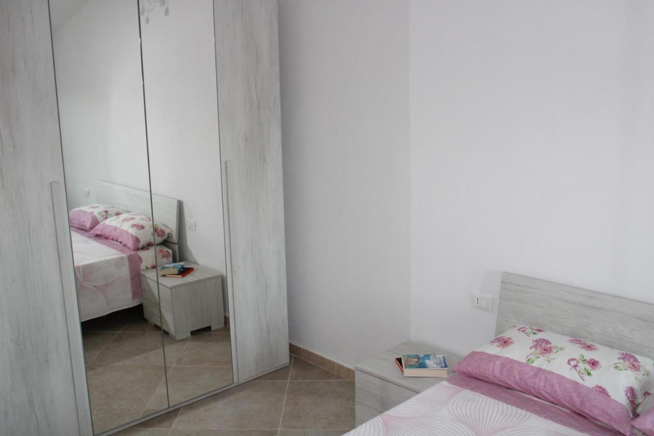 Casa Bel Panorama Apartman Orosei Kültér fotó